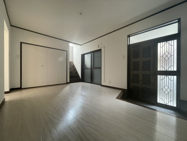 佃戸建ての洋室