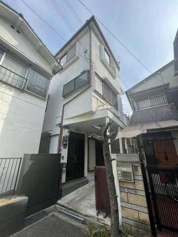 佃戸建ての外観