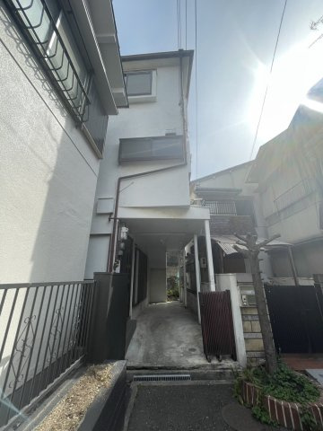 佃戸建ての外観