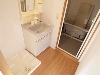 【洗面所】 | エメラ美苑Ⅱ | ※同建物別部屋の写真になります。