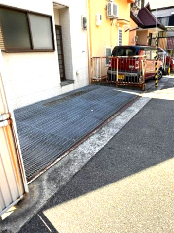 兵庫区会下山町2丁目　中古戸建の駐車場