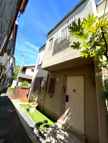 楠谷町　の外観|地下鉄【大倉山】　徒歩15分
【楠谷町】バス停　徒歩3分