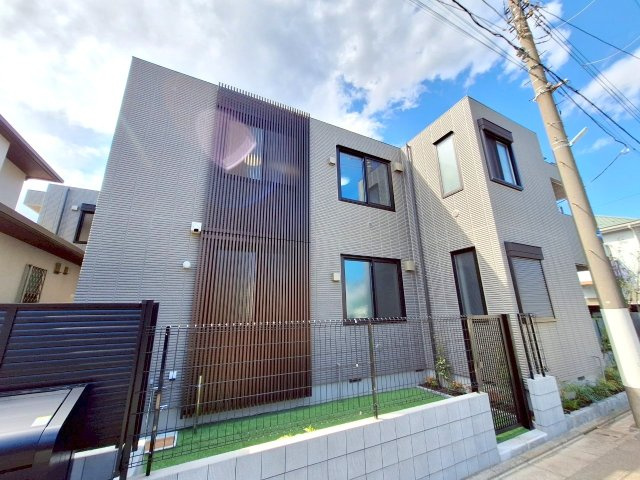 ロジェール・リアンの外観パース