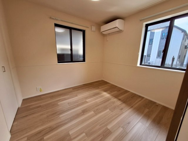 ロジェール・リアンの洋室