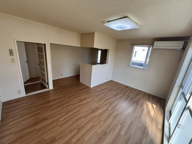 クレイドールBの居間・リビング