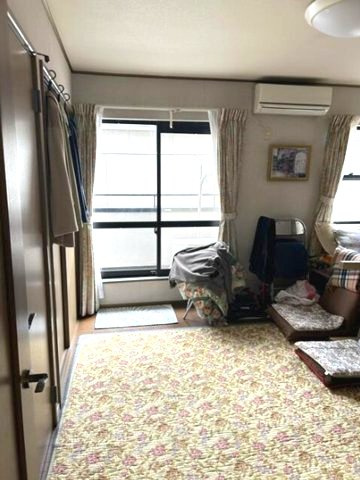 宝塚市安倉西4丁目の居間・リビング|全居室　南側に面しています。
陽当り・通風良好