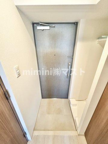 Alivis福島海老江の玄関