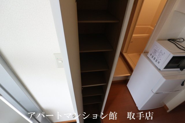 レオパレスルーチェの収納|画像6