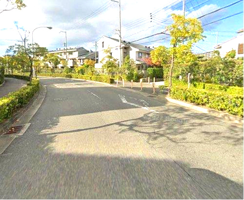 芦屋市浜風町の前面道路含む現地写真
