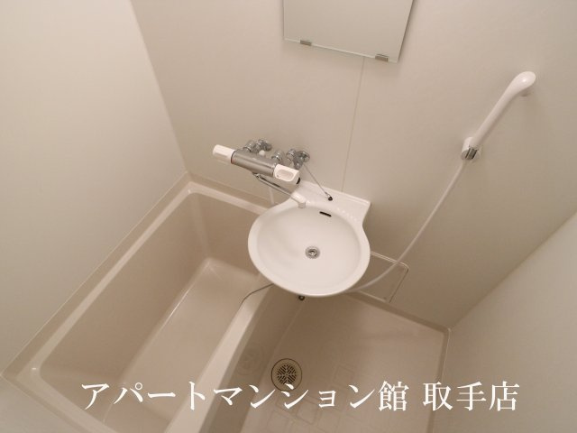 レオパレスサンハイムの浴室|画像5