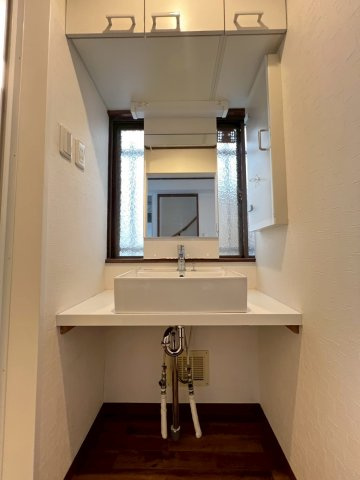 クリエイトビルⅡの洗面所