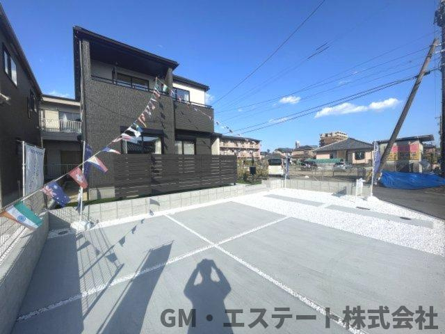 宮崎市大塚町小原田　新築住宅（D号棟）の駐車場
