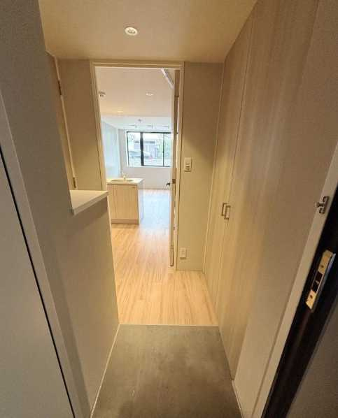 LEGALAND桜新町　新築　敷金礼金0　デザイナーズマンションの玄関