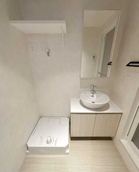 LEGALAND桜新町　新築　敷金礼金0　デザイナーズマンションの洗面所