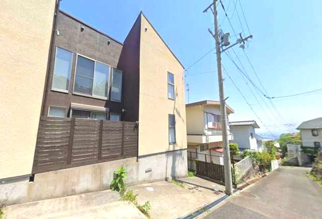 苦楽園四番町の前面道路含む現地写真