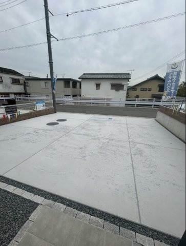 新築戸建　ジョーブタウン紀伊の駐車場