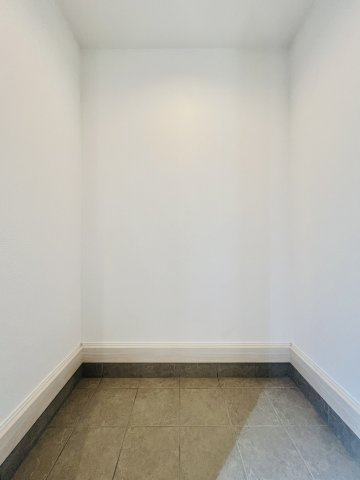 高崎市倉賀野町の収納|履物以外もすっきり片付く、シューズクローク♪