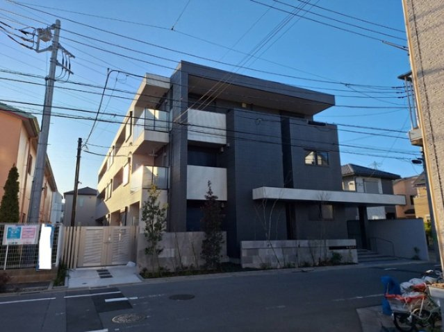 Ｍｅｒｖｅｉｌｌｅ　Ｒ