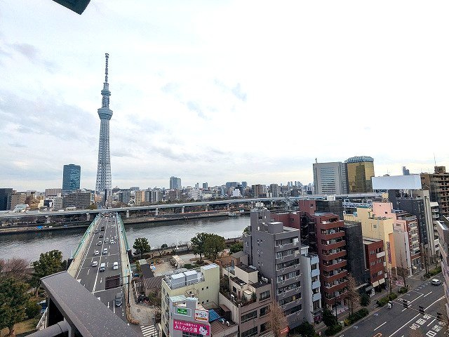 SEASON FLATS浅草六丁目の設備|12F、バルコニーから隅田川、スカイツリー、隅田川花火見えます