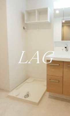 【設備】 | エリゼ綾瀬 | 室内洗濯機置き場です。