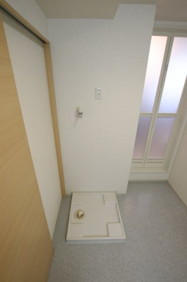 【設備】 | ブリーゼ・M | 室内洗濯機置場