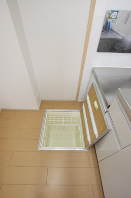 【収納】 | ブリーゼ・M | 床下収納庫