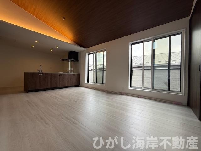 茅ヶ崎市松が丘1丁目　新築戸建　全9棟の居間・リビング|17.5帖　LDK