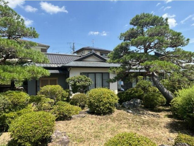 須賀川市岩渕字前南　中古戸建