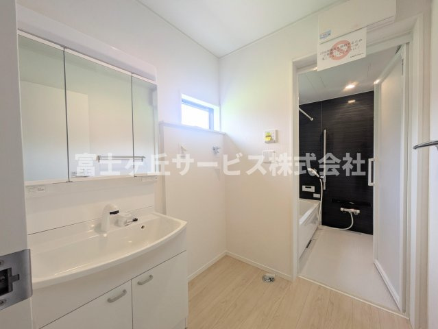 【脱衣所】 | 浜松市浜名区引佐町井伊谷 2期 新築一戸建て 4号棟 | 脱衣場です