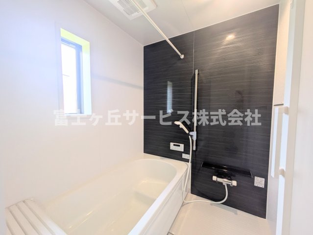 【浴室】 | 浜松市浜名区引佐町井伊谷 2期 新築一戸建て 4号棟 | 風呂です