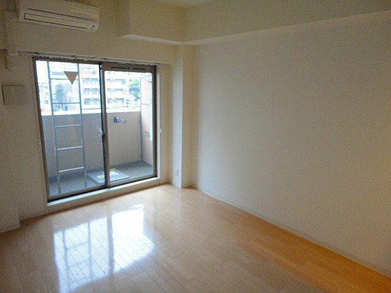 シッタビスタ神戸下山手通の居間・リビング