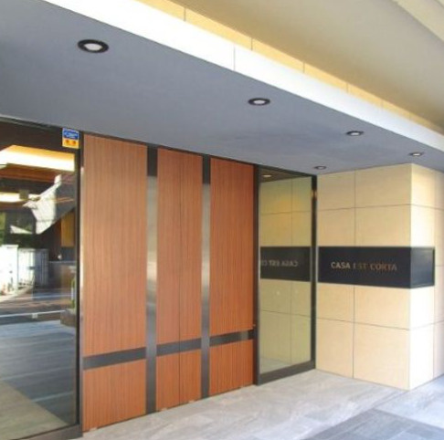 ＣＡＳＡ　ＥＳＴ　ＣＯＲＴＡのエントランス