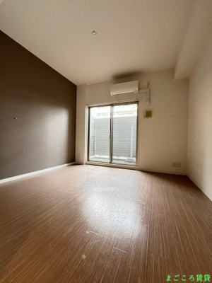 【洋室】 | メゾンキコー難波南