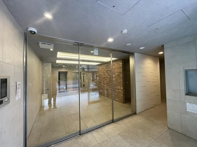 ＡＬＴＥＲＮＡ東池袋のエントランス