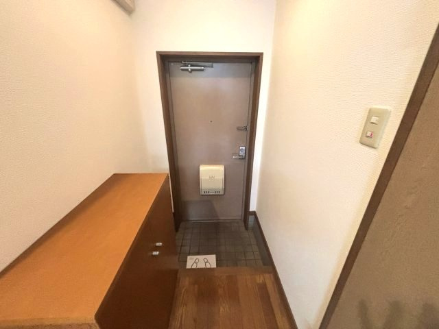 カサイマンションの玄関