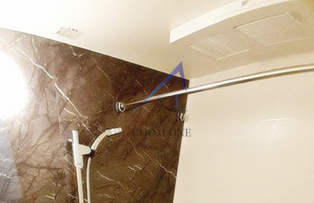 エリゼ綾瀬のその他