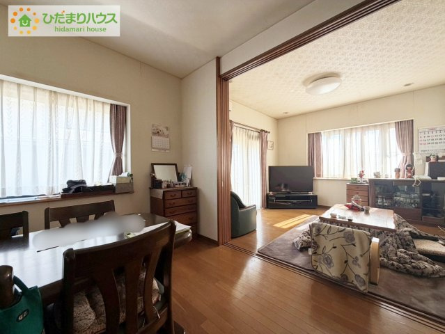 いわき市泉町滝尻町字南坪　中古戸建のキッチン|キッチンに勝手口があり、家事動線が良い間取りです！