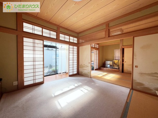 いわき市泉町滝尻町字南坪　中古戸建のその他|リビングに隣接した和室は収納もしっかりと確保されています！