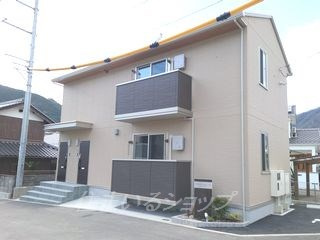 広島市安佐北区亀山１丁目のアパート