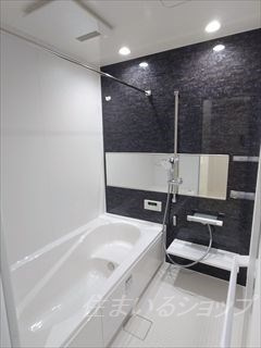 広島市安佐北区亀山１丁目のアパートの浴室