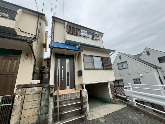 城が山1丁目戸建の外観