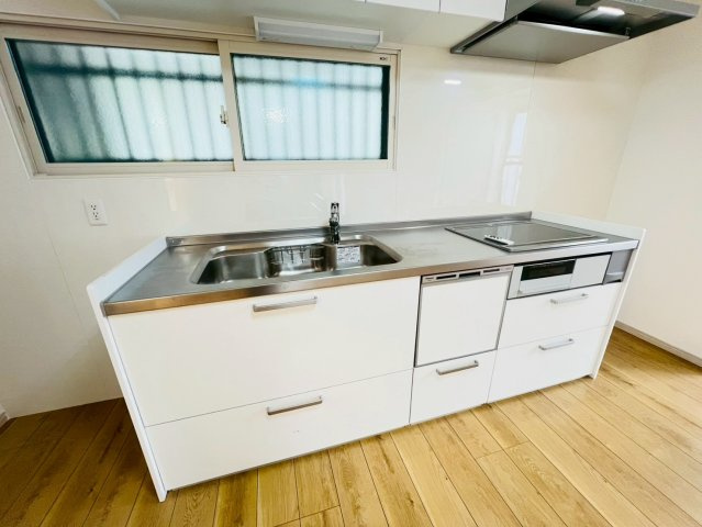 城が山1丁目戸建のキッチン