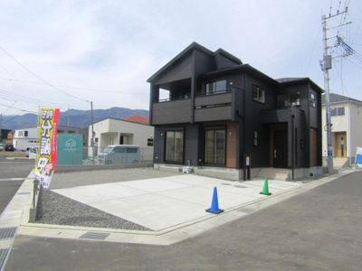 【駐車場】 | ブルーミングガーデン甲斐市志田　1号棟 | カースペースがあります
