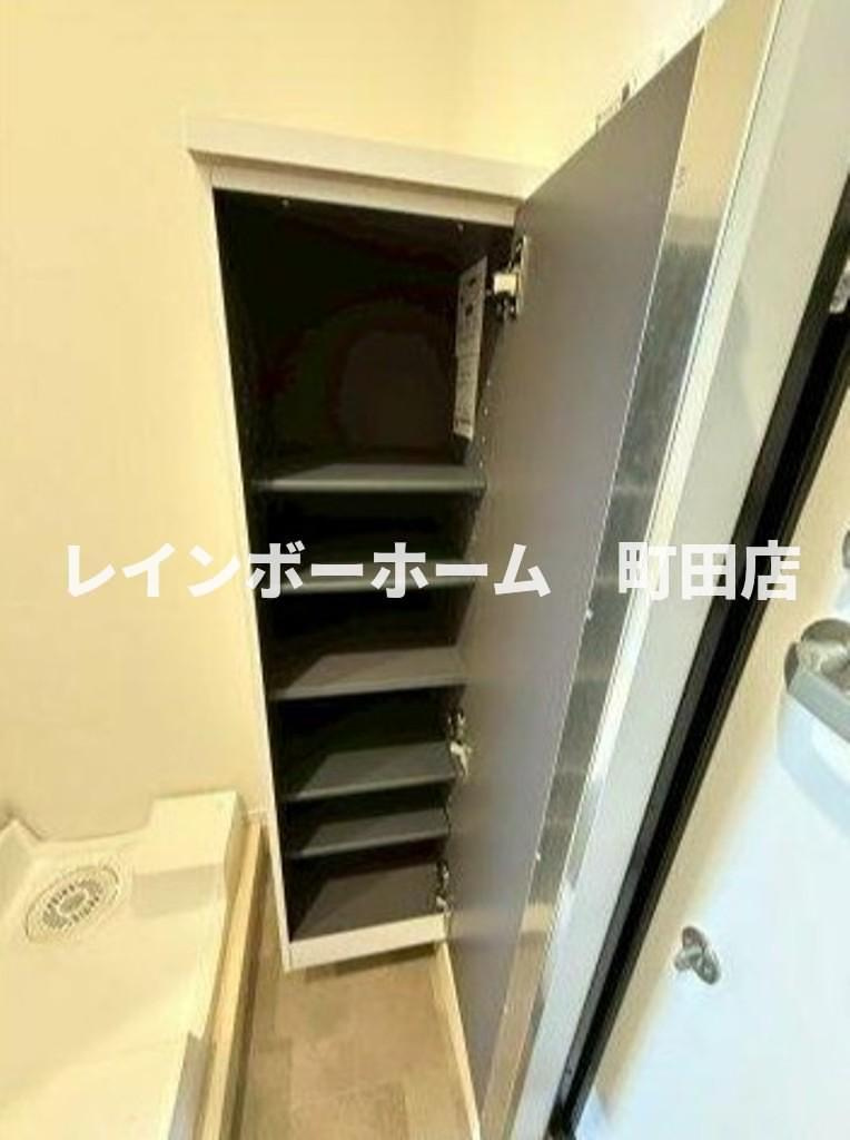 アザーレ・パッシオ小田急相模原※初期費用分割後払いサービス利用可能物件の玄関