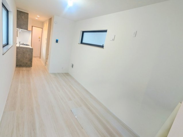 台東区西浅草１丁目の戸建の居間・リビング