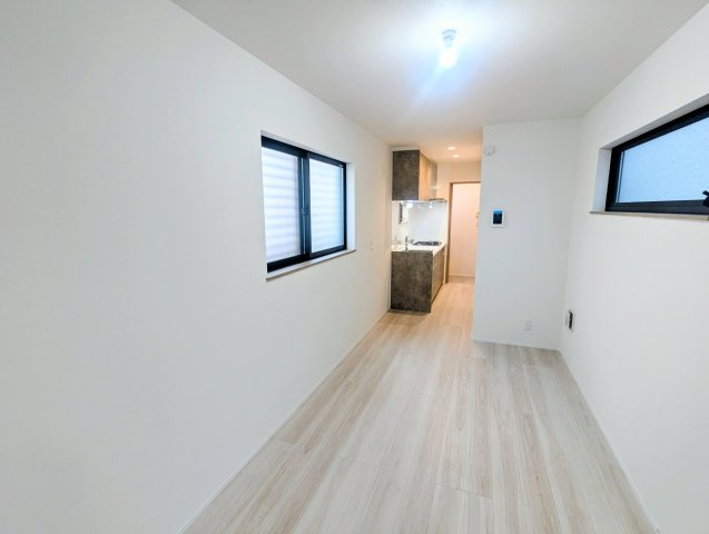 台東区西浅草１丁目の戸建の洋室