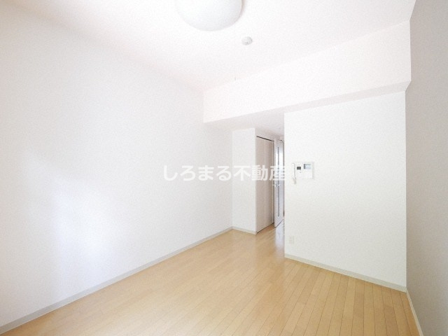 エスリード梅田北の居間・リビング