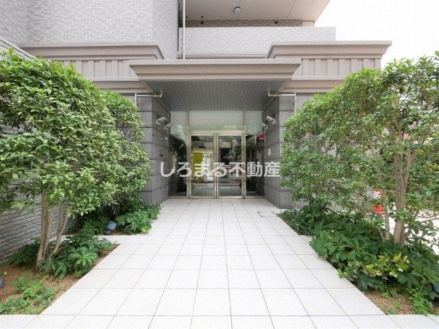 エスリード梅田北のエントランス