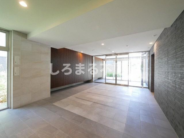 アドバンス大阪バレンシアのロビー