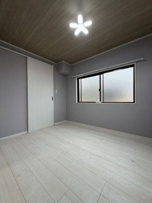 【洋室】 | 2面採光